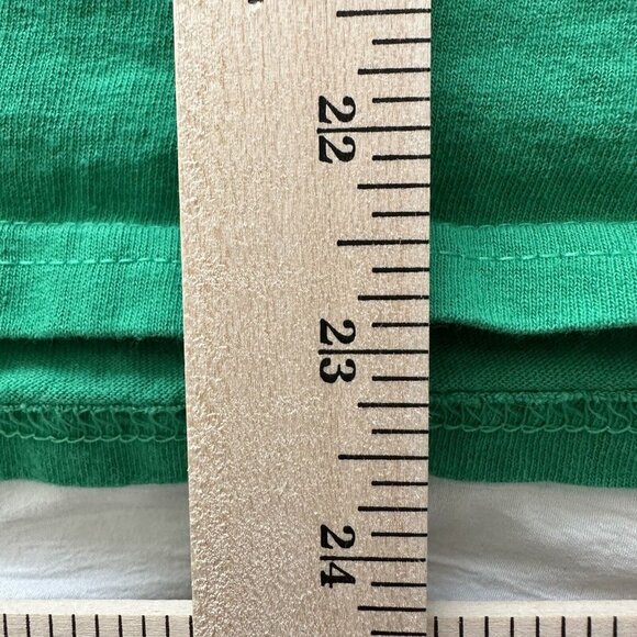 Gildan Halloween Green T-Shirt Black Spider Graphic Size L Short Sleeve - Picture 7 of 8